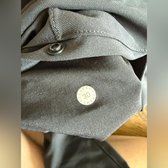 Lululemon Men’s ABC Classic Trouser Size 30 - Picture 4 of 8